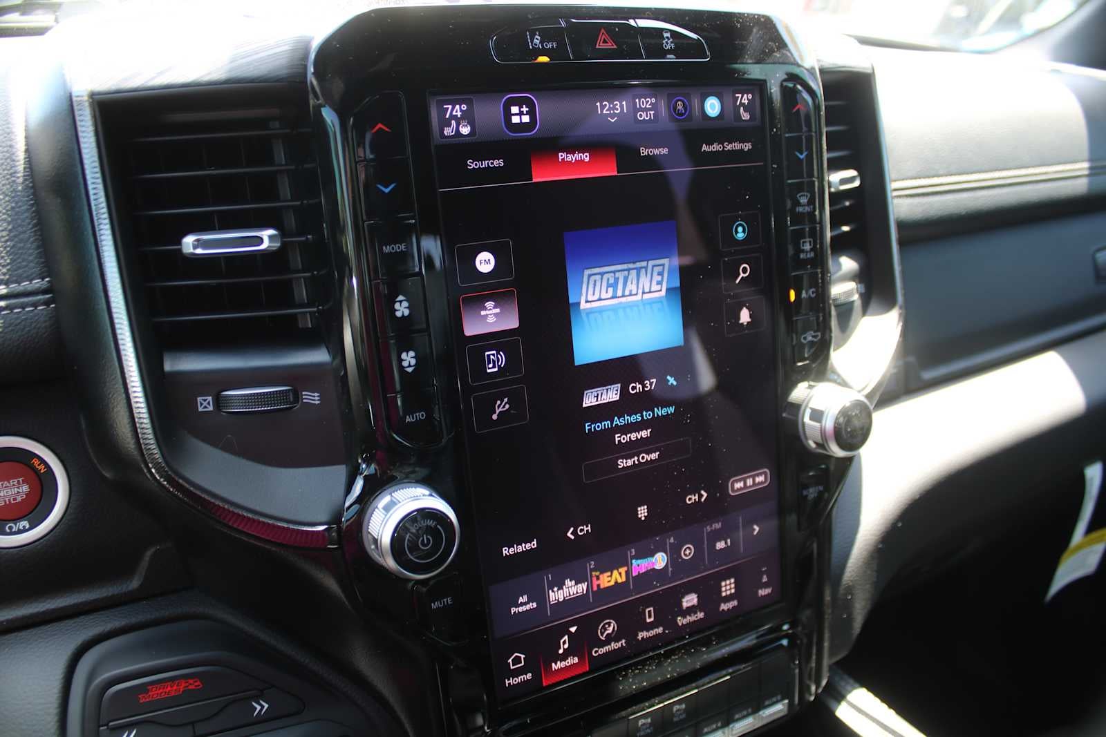 2026 RAM Ram 1500 RAM 1500 RHO CREW CAB 4X4 5'7' BOX