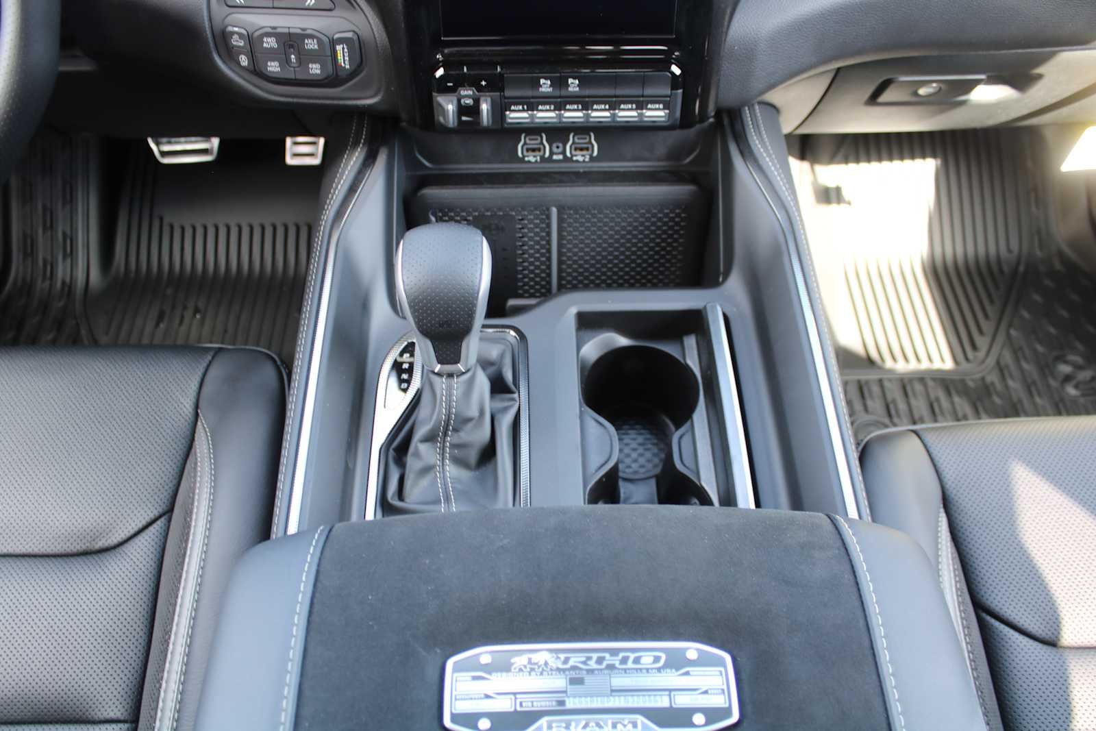 2026 RAM Ram 1500 RAM 1500 RHO CREW CAB 4X4 5'7' BOX