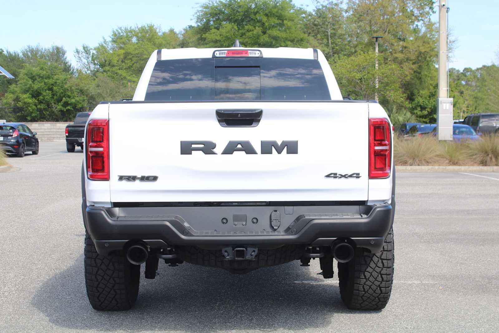2026 RAM Ram 1500 RAM 1500 RHO CREW CAB 4X4 5'7' BOX