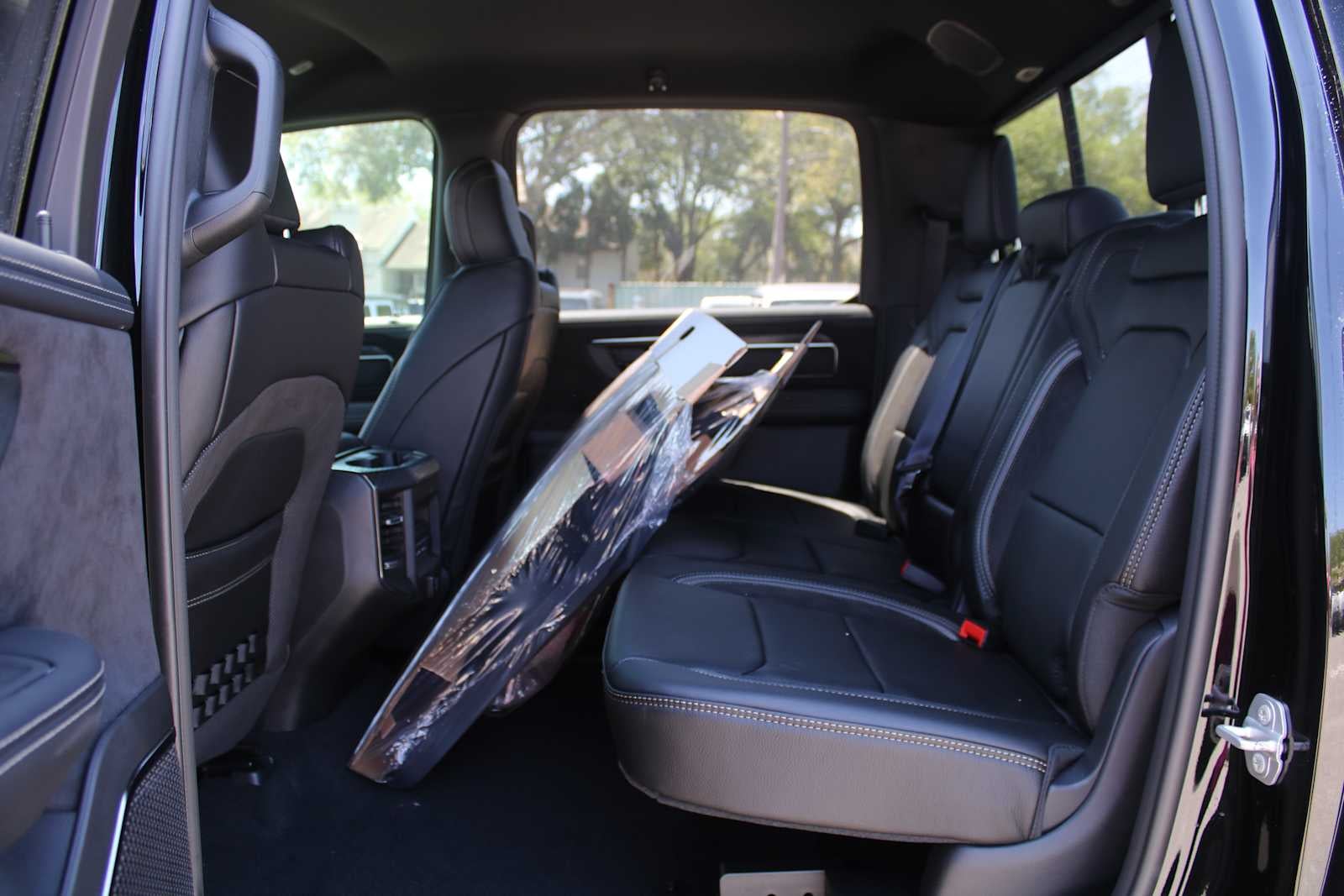 2026 RAM Ram 1500 RAM 1500 RHO CREW CAB 4X4 5'7' BOX