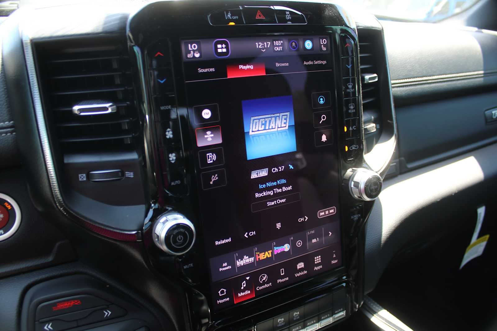 2026 RAM Ram 1500 RAM 1500 RHO CREW CAB 4X4 5'7' BOX