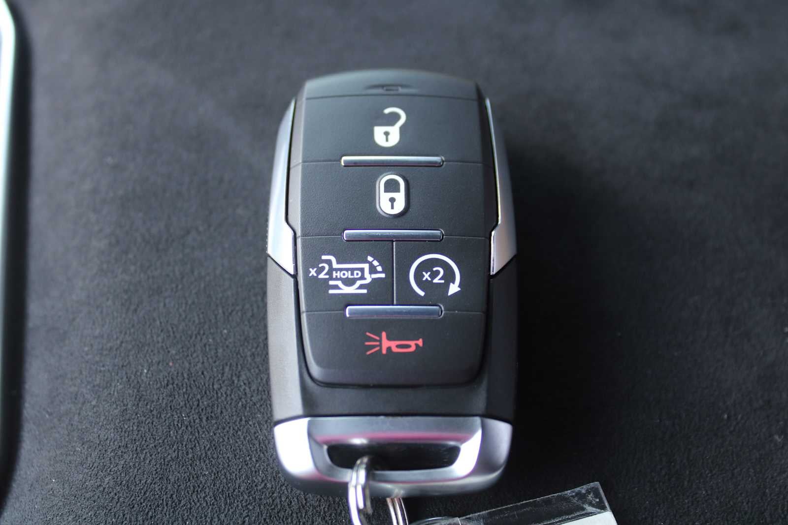 2026 RAM Ram 1500 RAM 1500 RHO CREW CAB 4X4 5'7' BOX