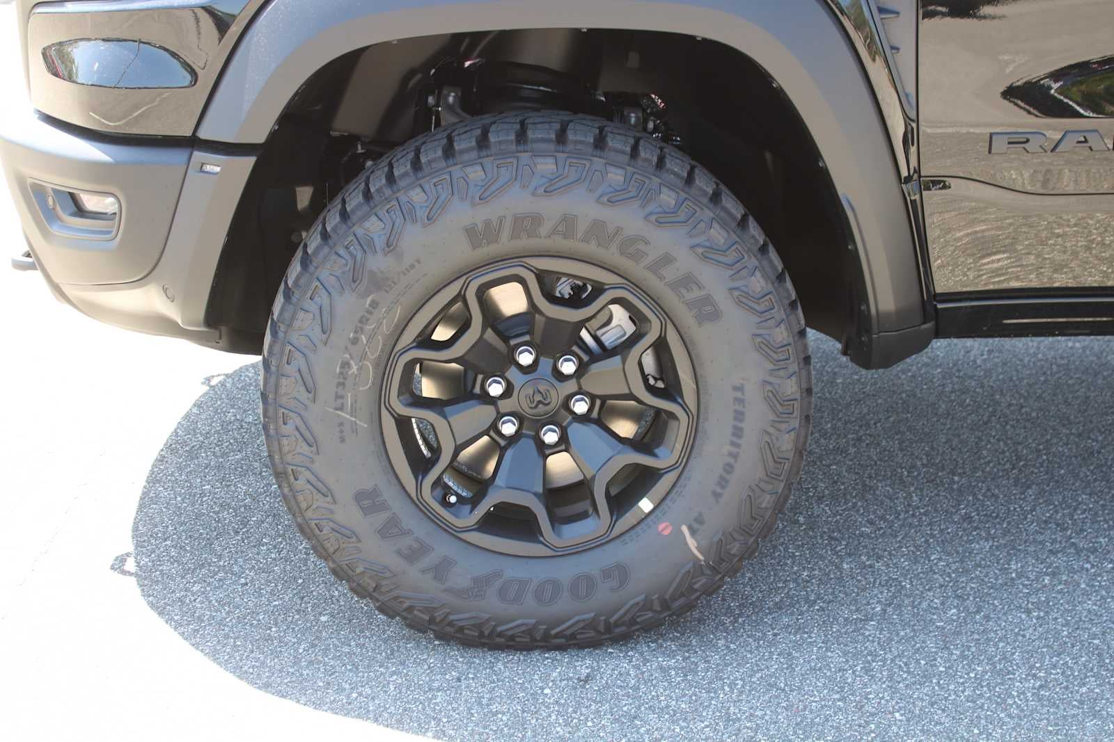 2026 RAM Ram 1500 RAM 1500 RHO CREW CAB 4X4 5'7' BOX