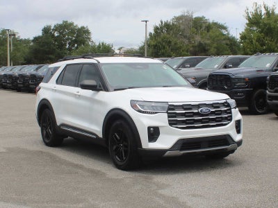2025 Ford Explorer Active