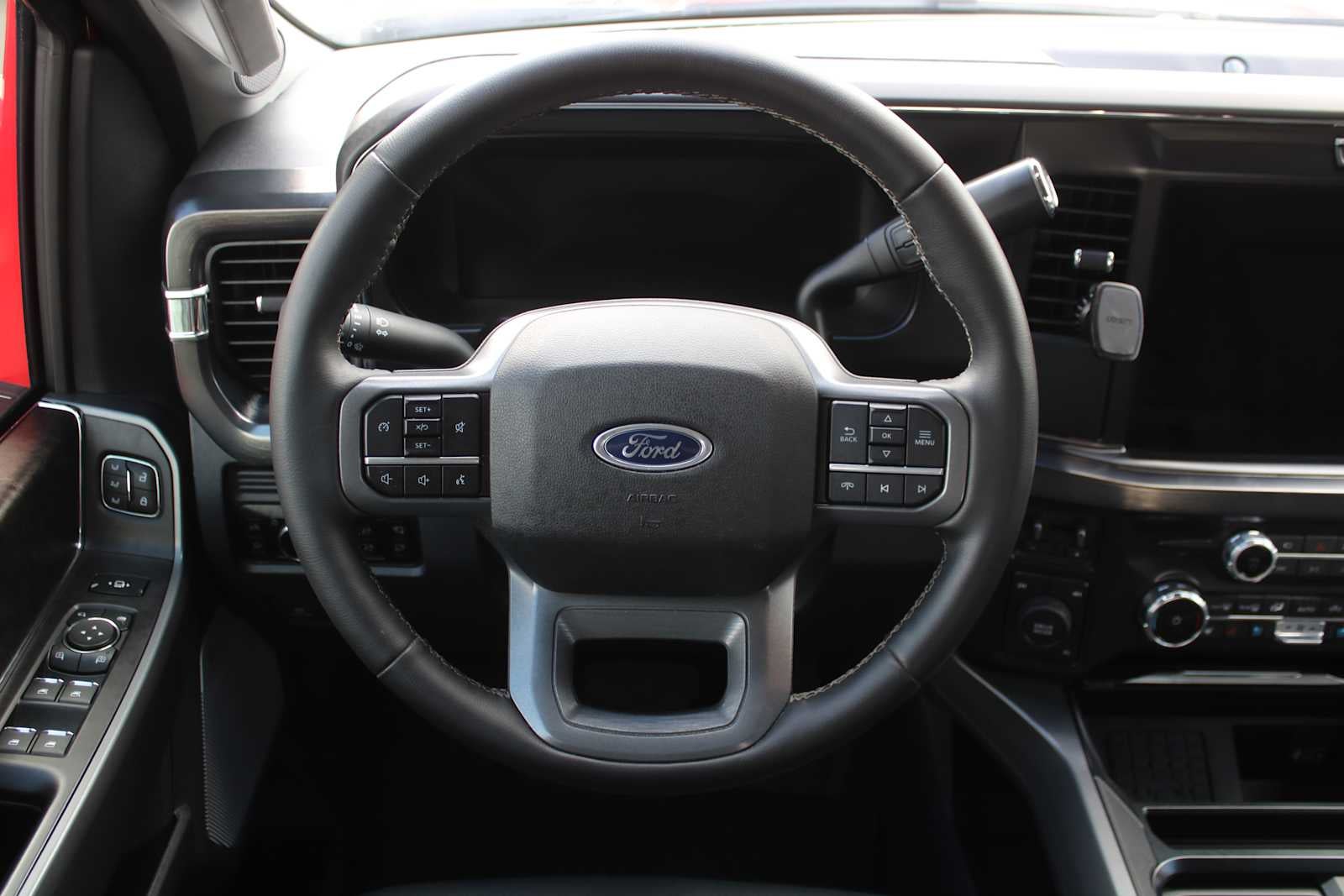 2026 Ford Super Duty F-450 Pickup LARIAT