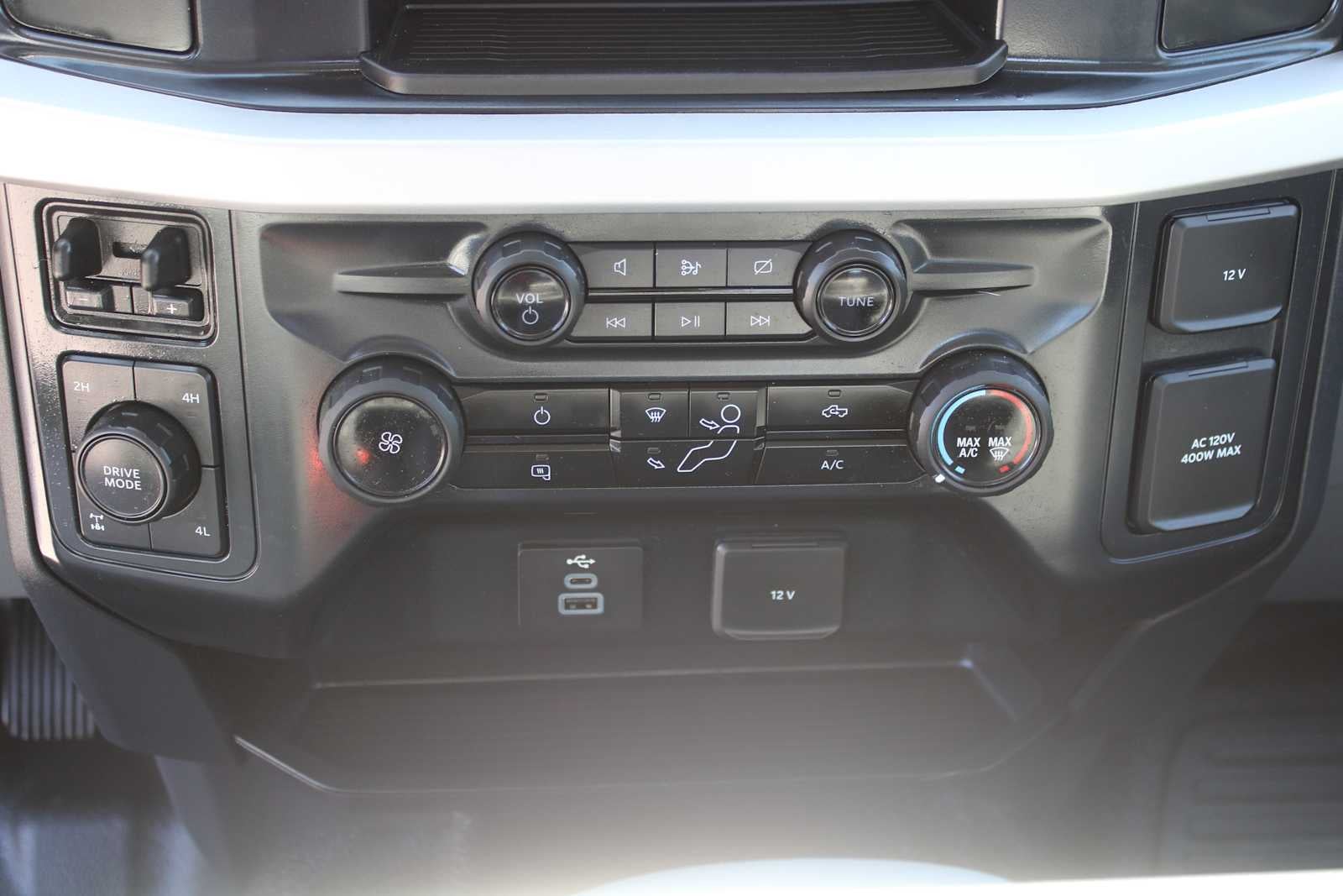 2024 Ford Super Duty F-350 SRW XL