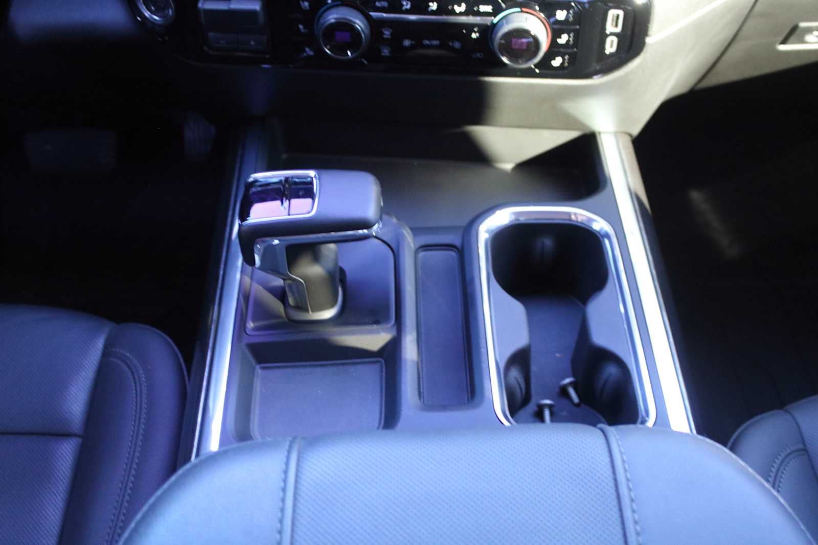 2025 Chevrolet Silverado 1500 4WD Crew Cab Short Bed LTZ