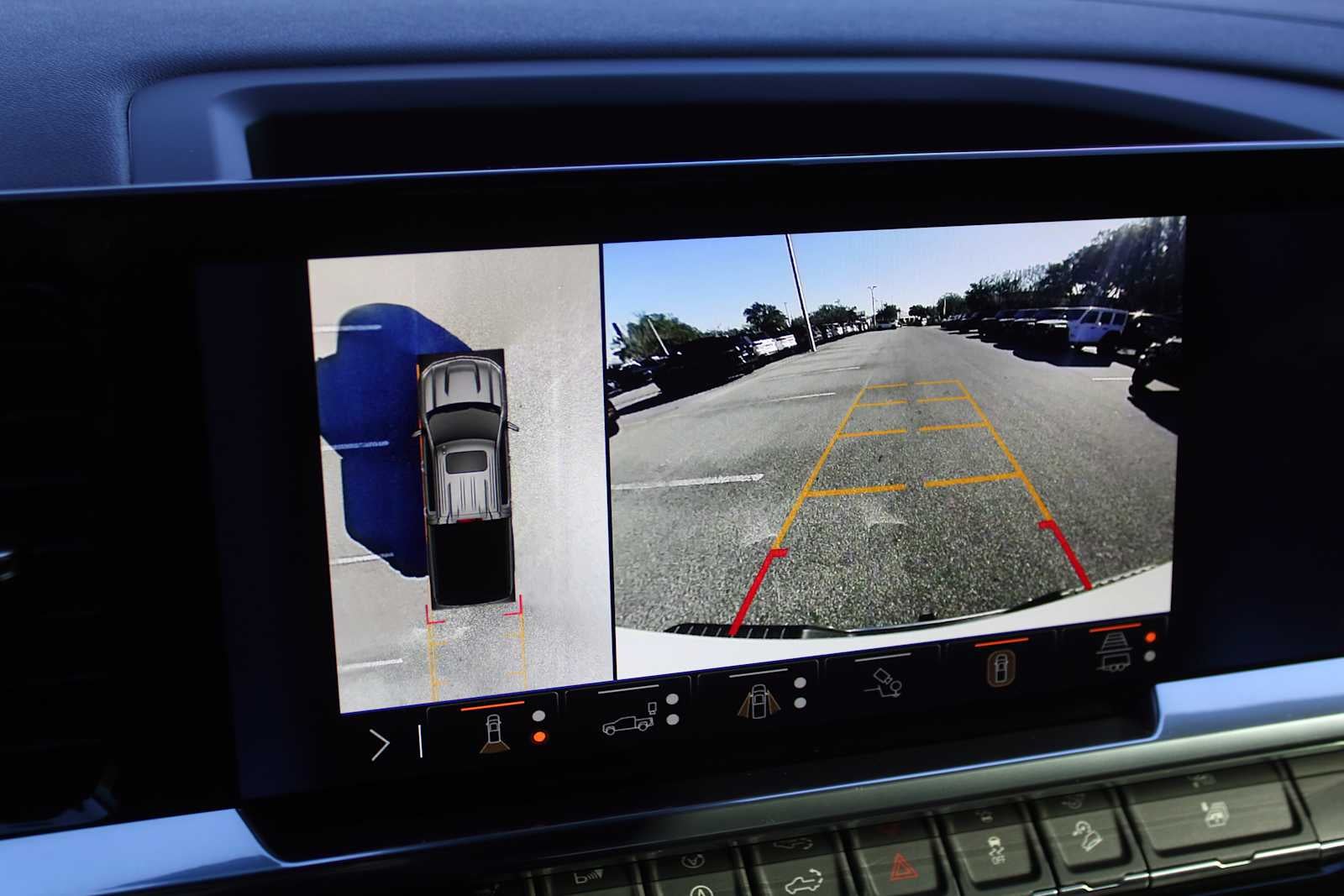 2025 Chevrolet Silverado 1500 4WD Crew Cab Short Bed LTZ