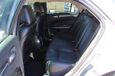 2018 Chrysler 300 Touring L