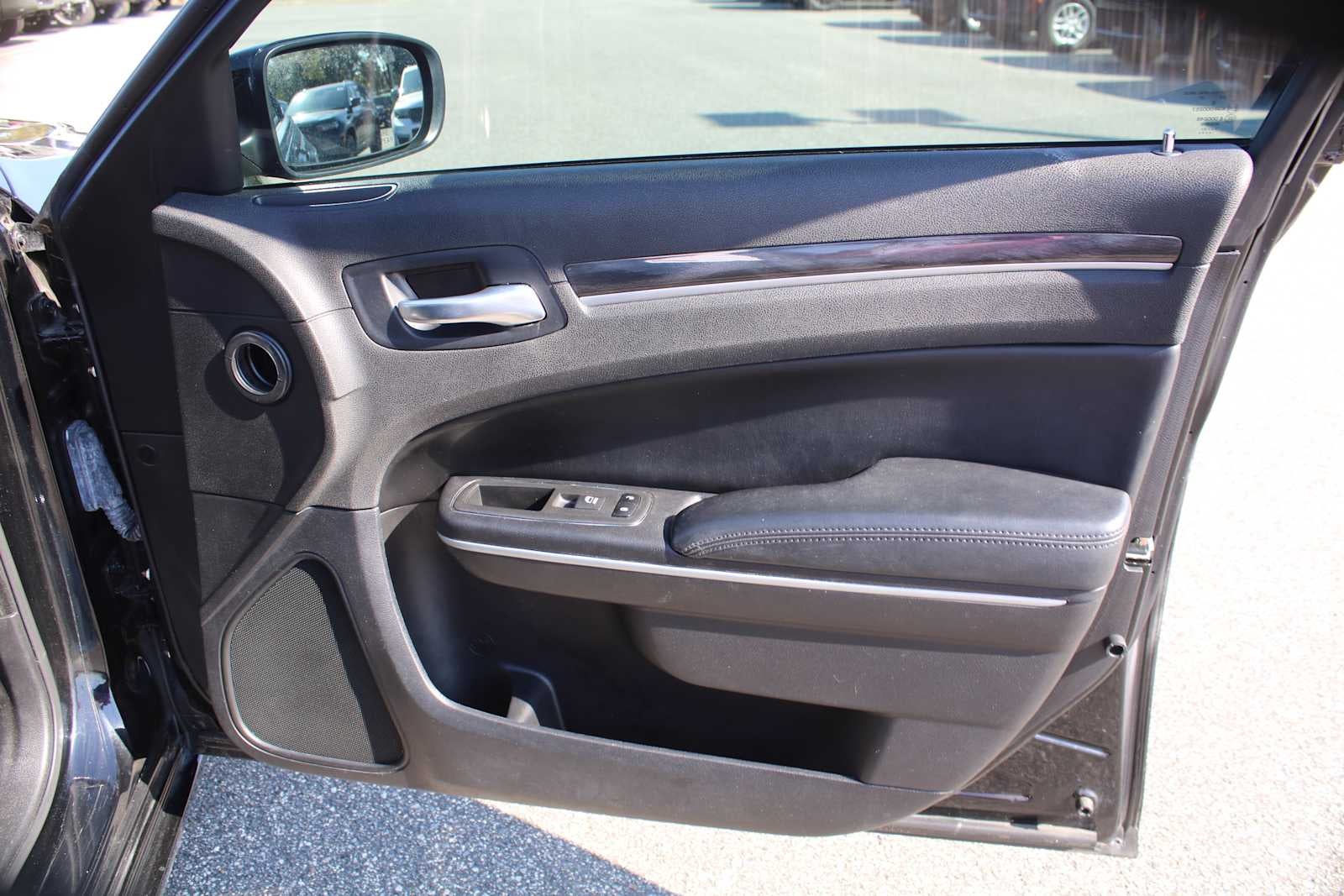 2021 Chrysler 300 Touring