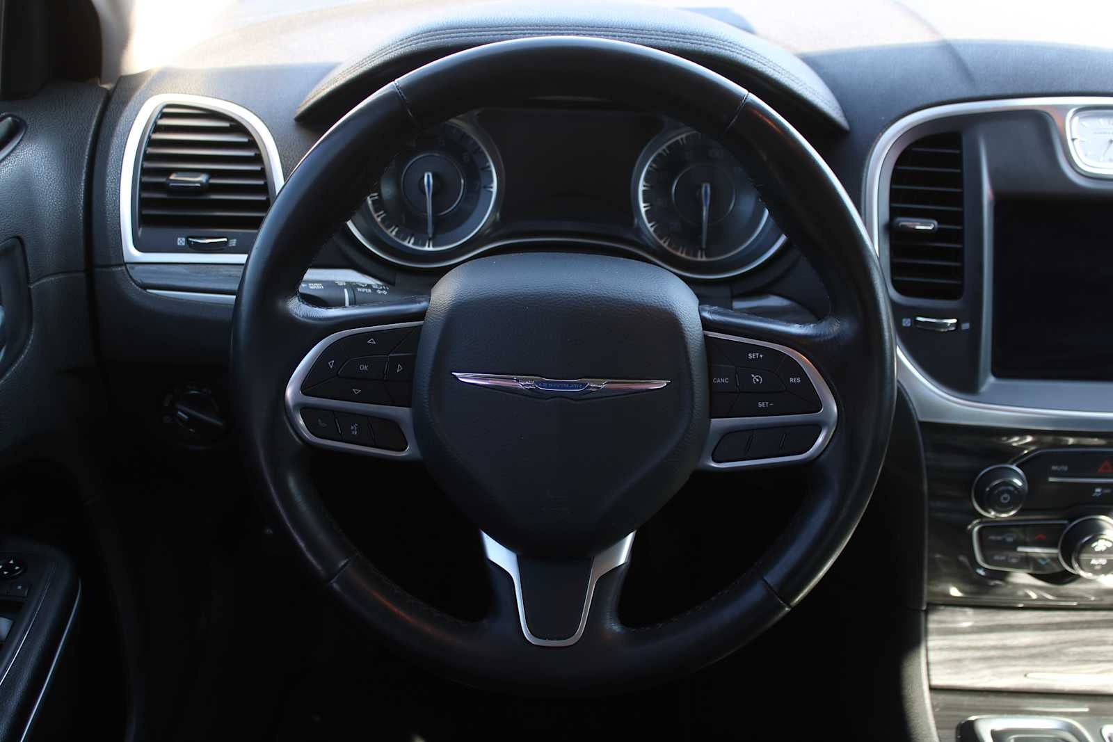 2021 Chrysler 300 Touring