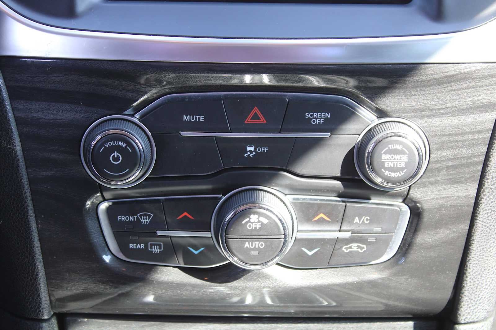 2021 Chrysler 300 Touring