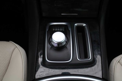 2023 Chrysler 300 Touring L