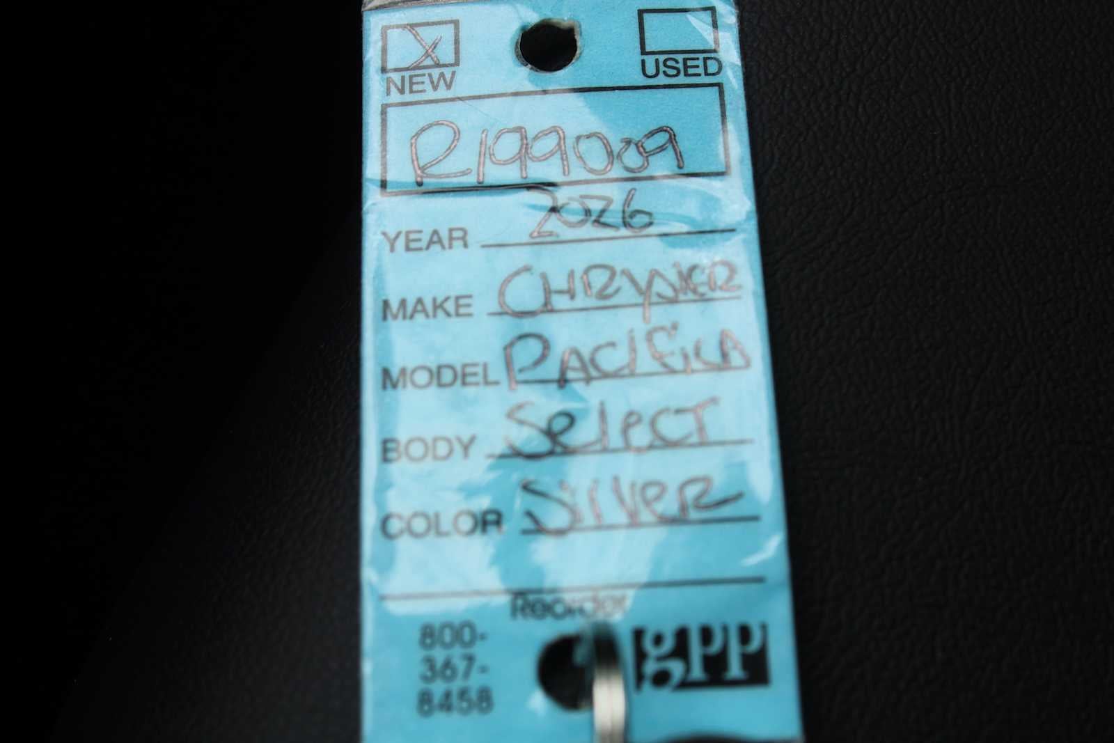 2026 Chrysler Pacifica Select