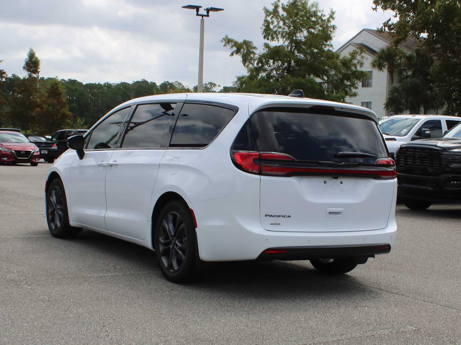 2026 Chrysler Pacifica PACIFICA SELECT