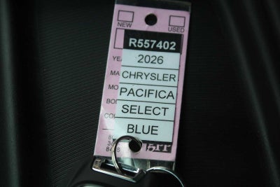 2027 Chrysler Pacifica Select
