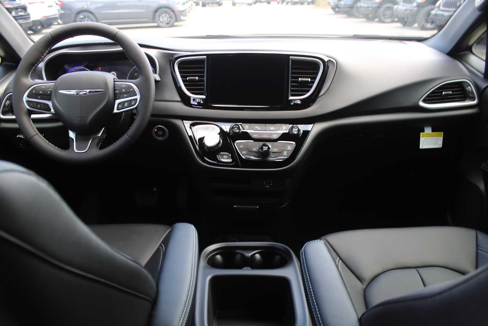 2026 Chrysler Voyager VOYAGER LX