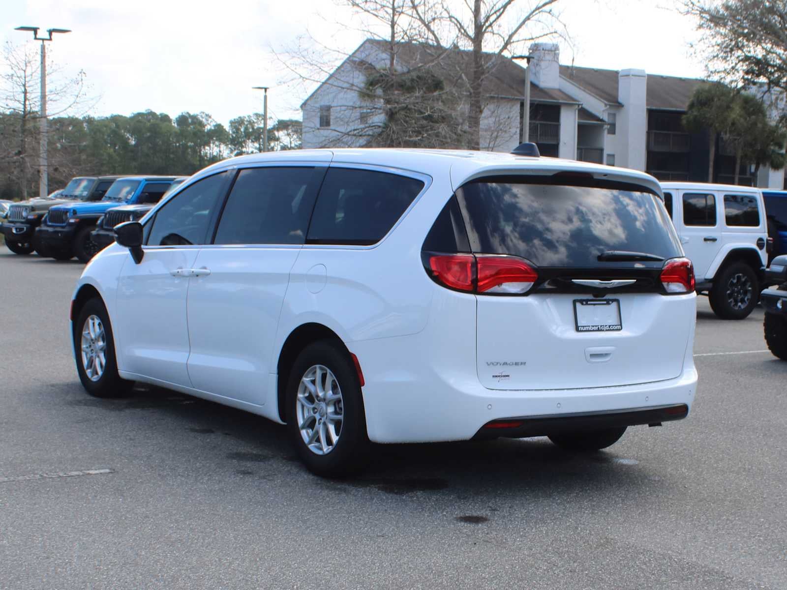 2026 Chrysler Voyager VOYAGER LX