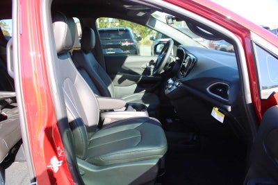 2026 Chrysler Voyager VOYAGER LX