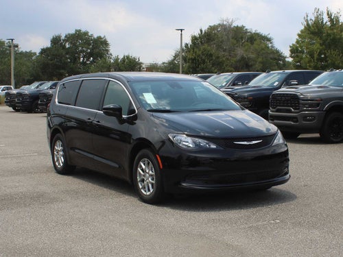 2027 Chrysler Pacifica LX