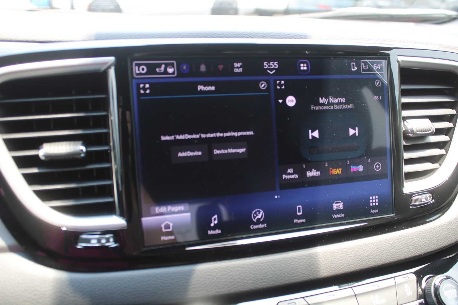 2027 Chrysler Pacifica LX