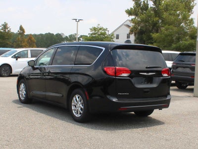 2027 Chrysler Pacifica LX