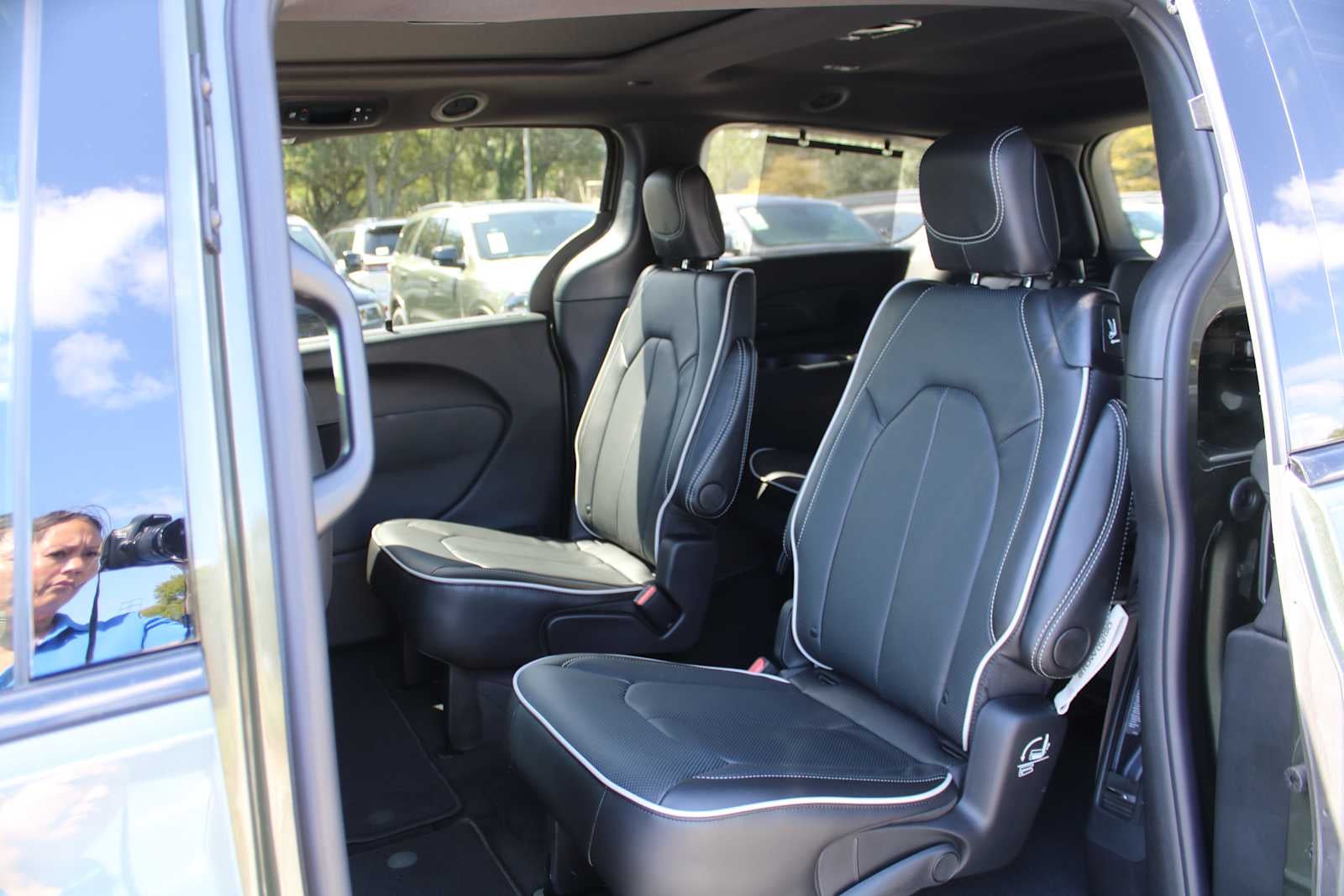 2027 Chrysler Pacifica Limited