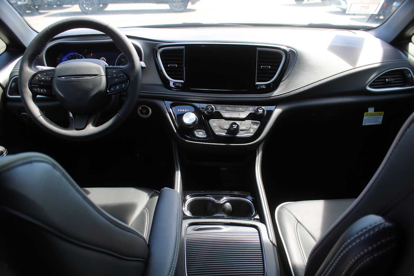 2027 Chrysler Pacifica Limited
