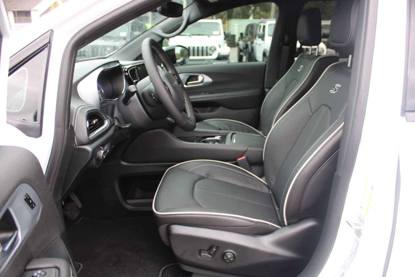 2026 Chrysler Pacifica PACIFICA LIMITED