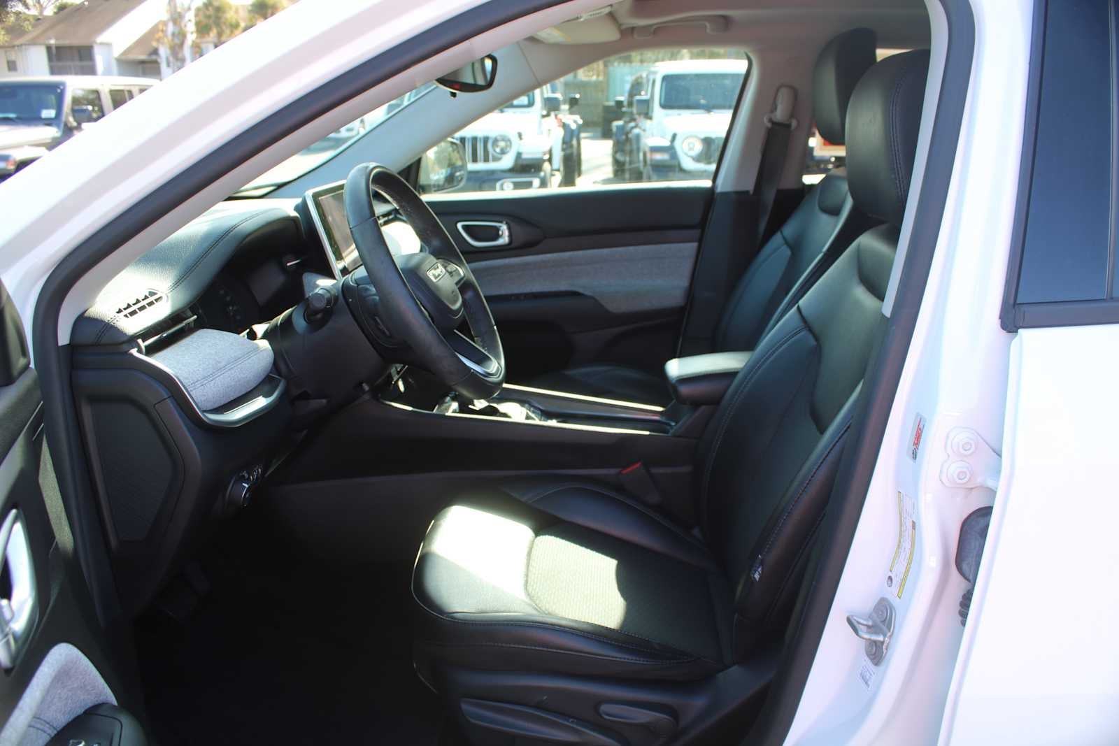 2022 Jeep Compass Latitude FWD