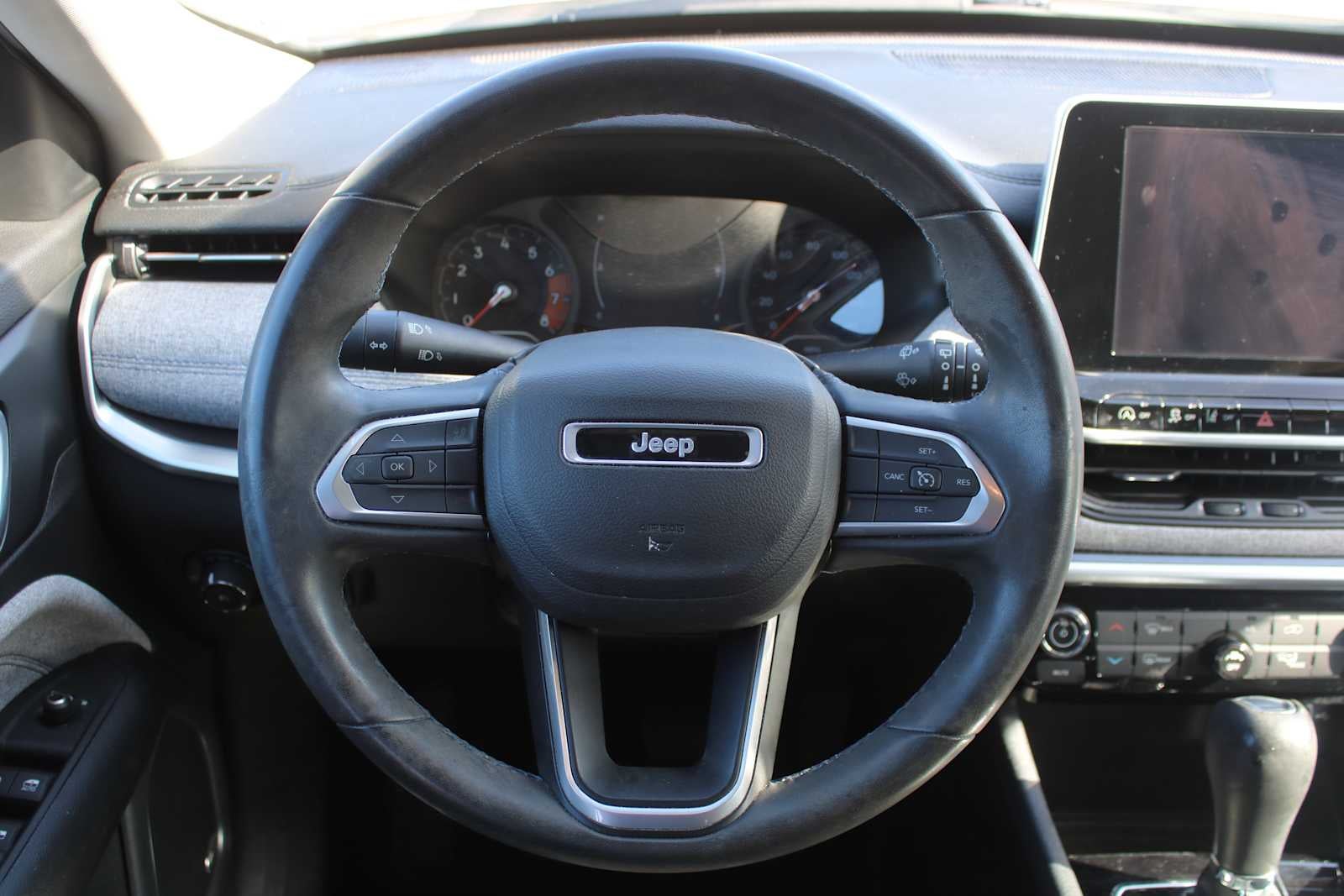 2022 Jeep Compass Latitude FWD