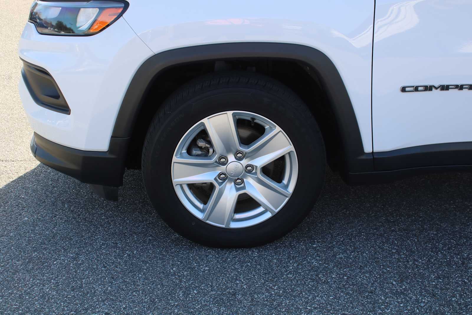 2022 Jeep Compass Latitude FWD