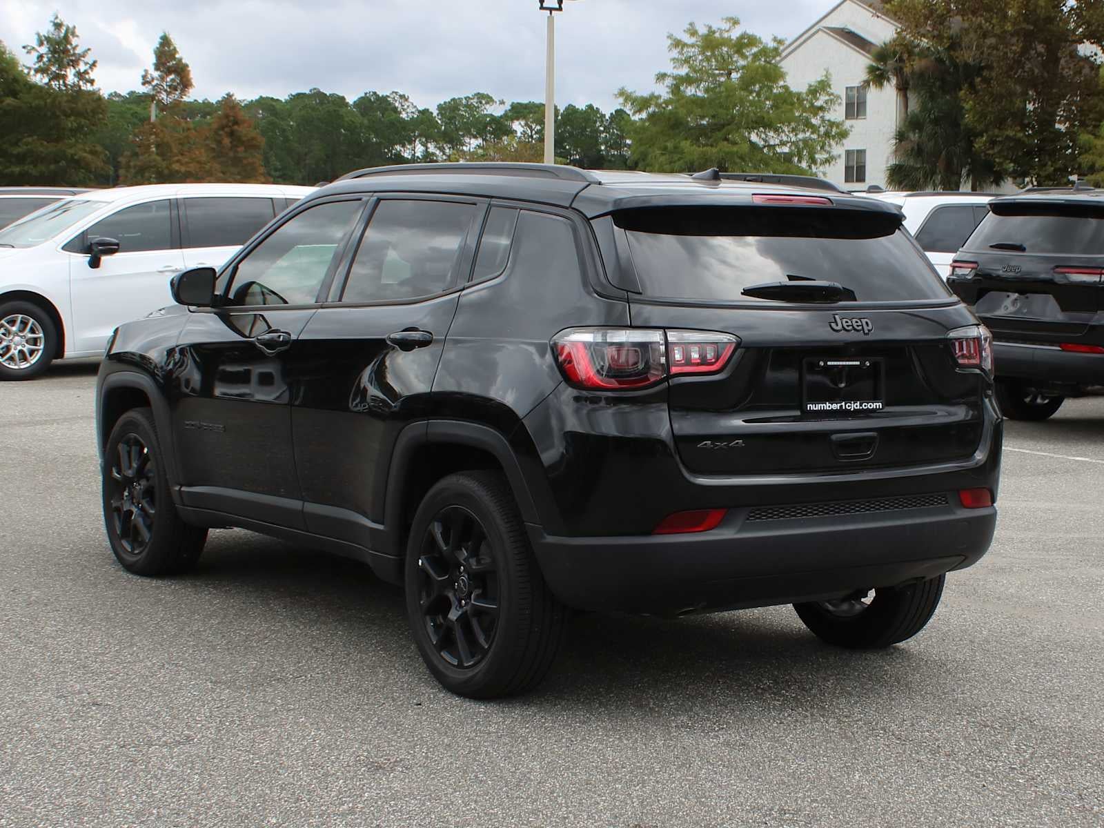 2026 Jeep Compass Latitude Altitude