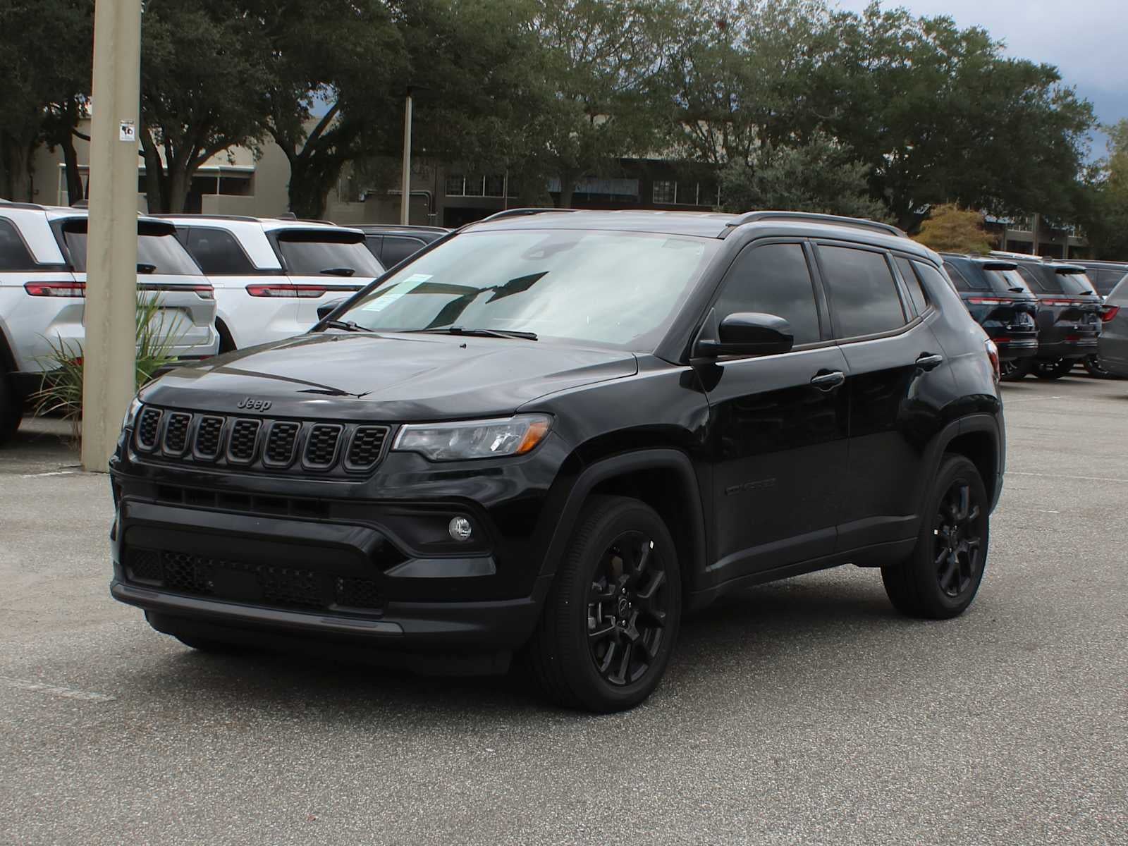 2026 Jeep Compass Latitude Altitude