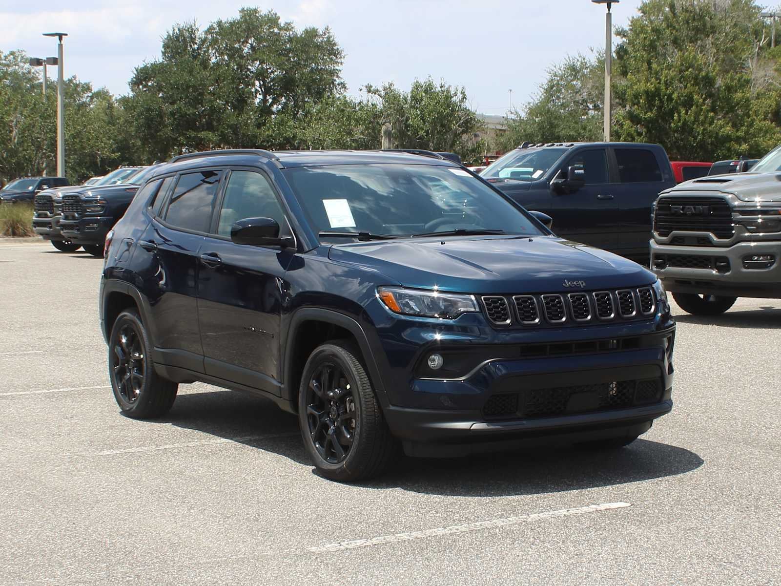 2026 Jeep Compass Latitude Altitude