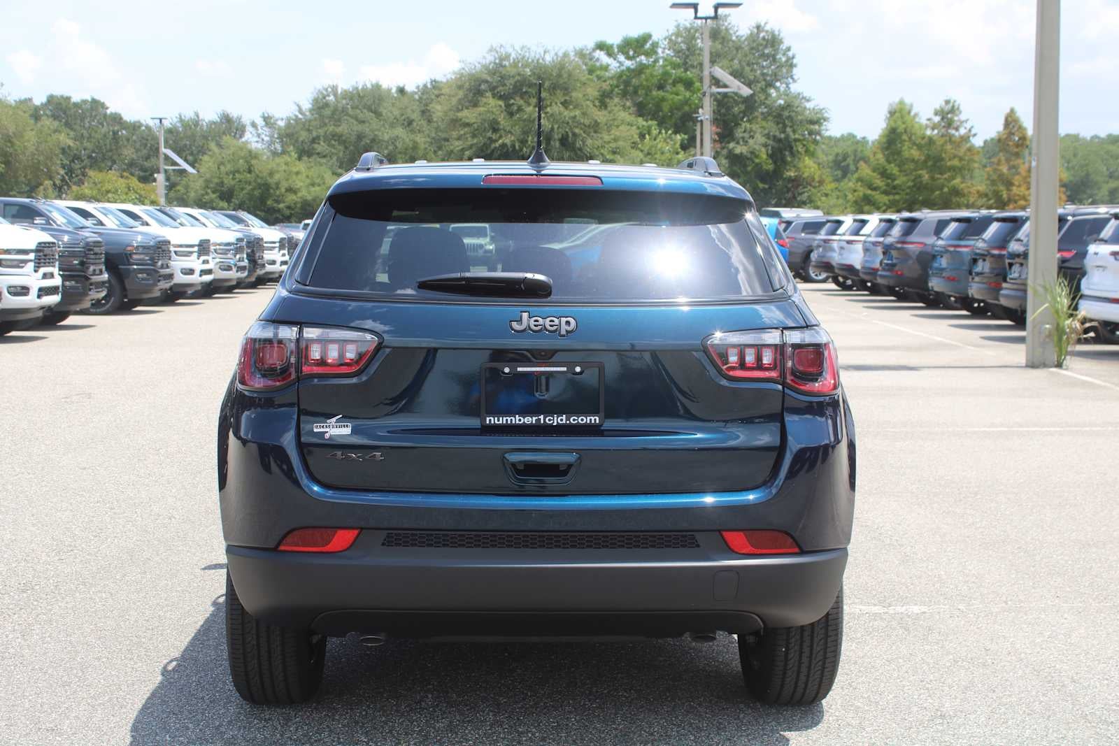 2026 Jeep Compass Latitude Altitude