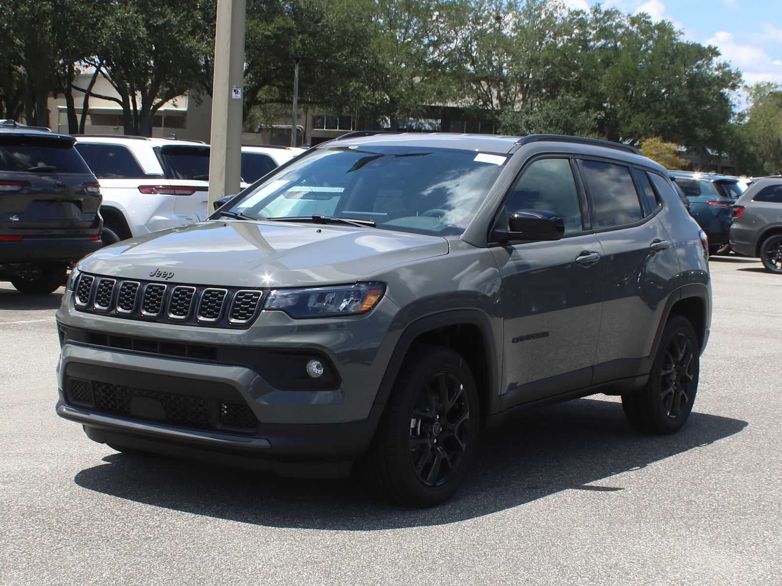 2026 Jeep Compass Latitude Altitude