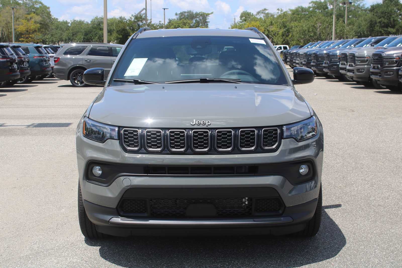 2026 Jeep Compass Latitude Altitude