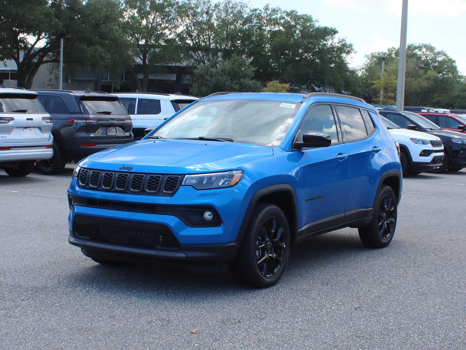 2026 Jeep Compass Latitude Altitude