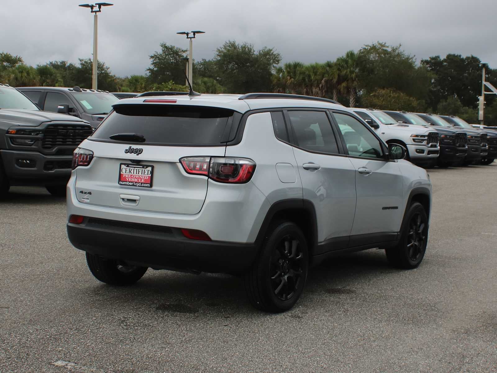 2026 Jeep Compass Latitude Altitude