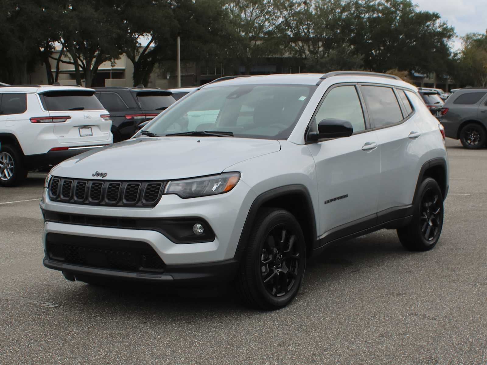 2026 Jeep Compass Latitude Altitude