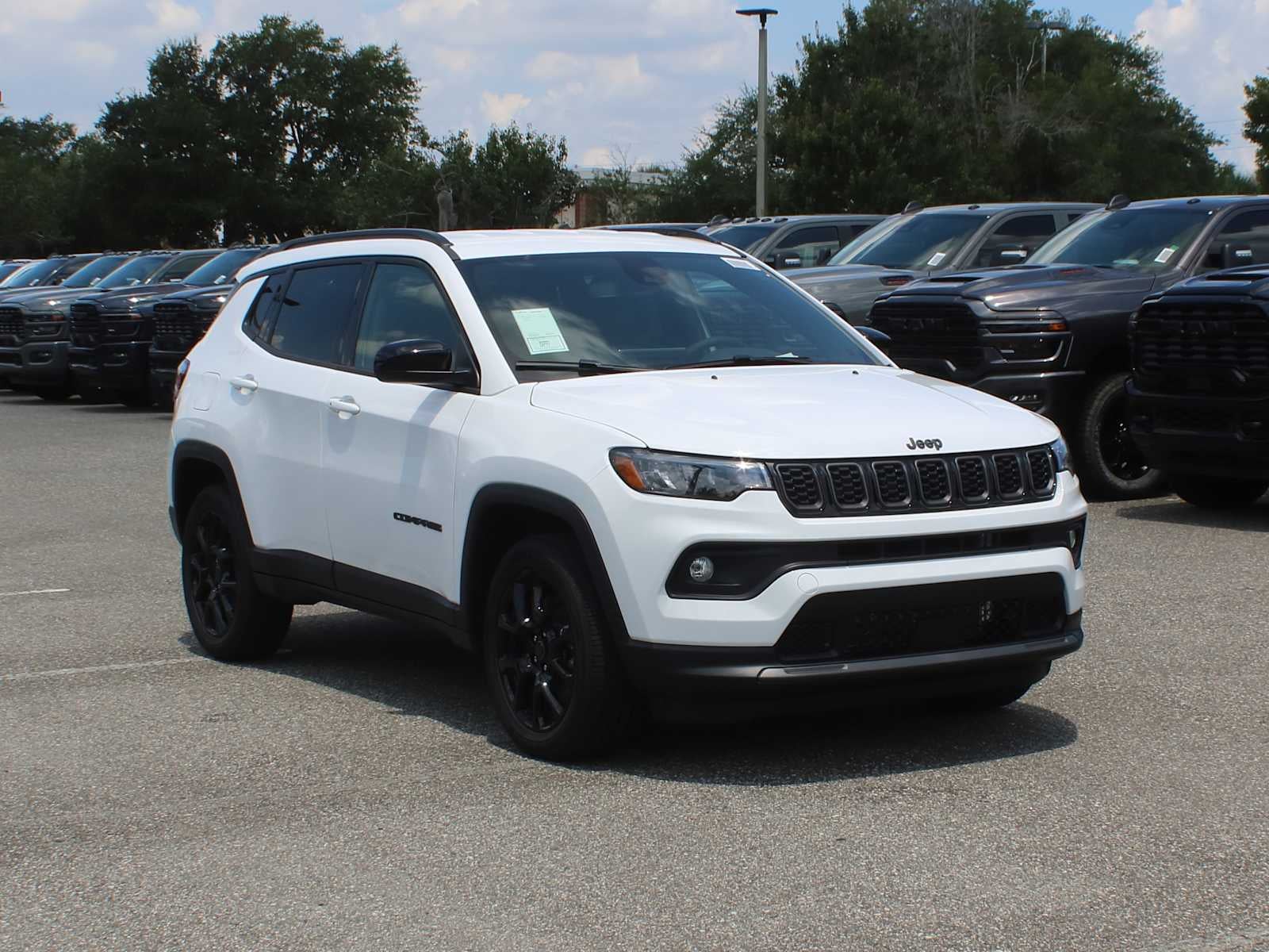 2026 Jeep Compass Latitude Altitude