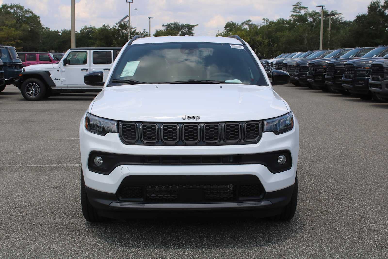 2026 Jeep Compass Latitude Altitude