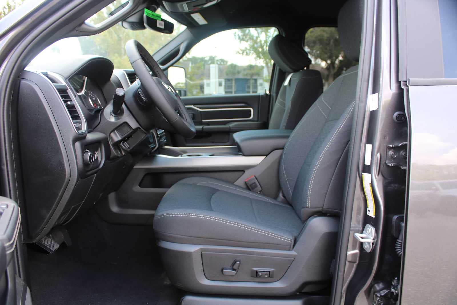 2025 RAM Ram 2500 RAM 2500 BIG HORN CREW CAB 4X4 6'4' BOX