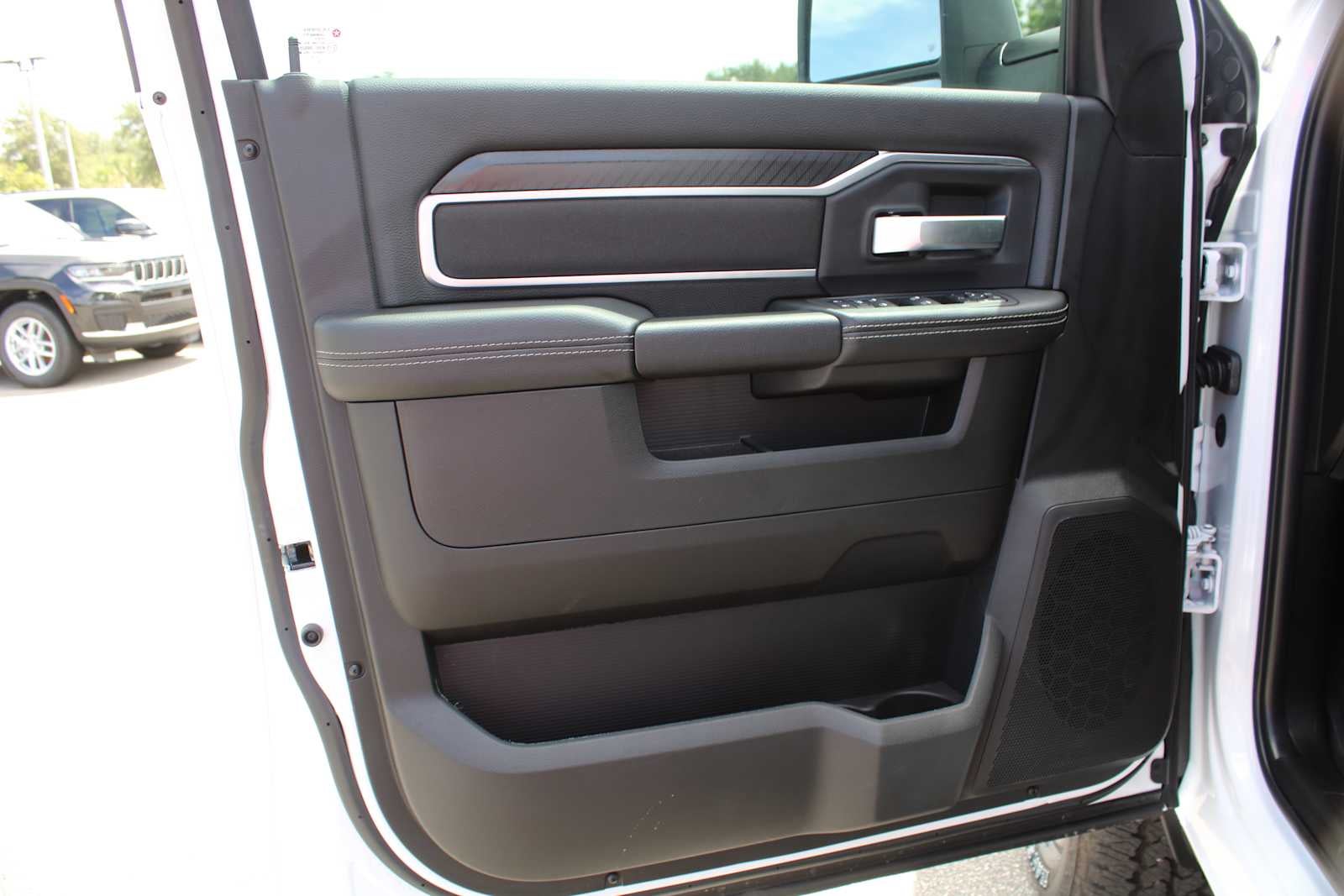 2025 RAM Ram 2500 RAM 2500 BIG HORN CREW CAB 4X4 6'4' BOX