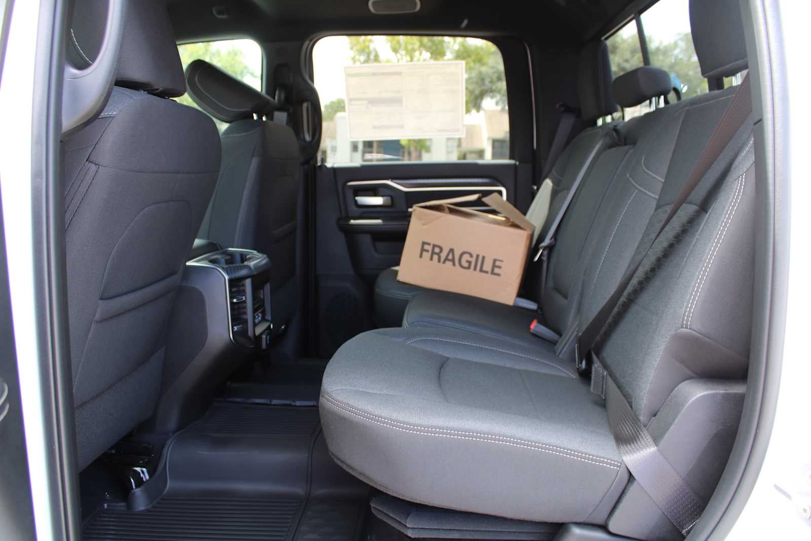 2025 RAM Ram 2500 RAM 2500 BIG HORN CREW CAB 4X4 6'4' BOX