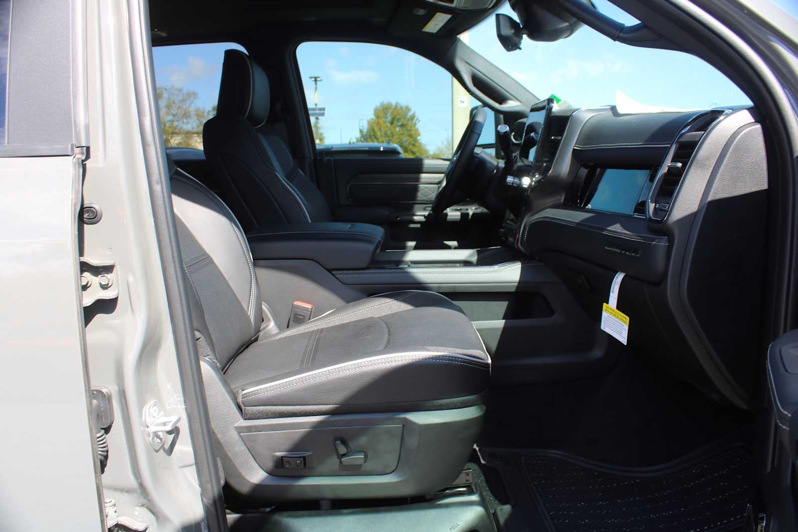 2026 RAM Ram 2500 RAM 2500 LIMITED CREW CAB 4X4 6'4' BOX