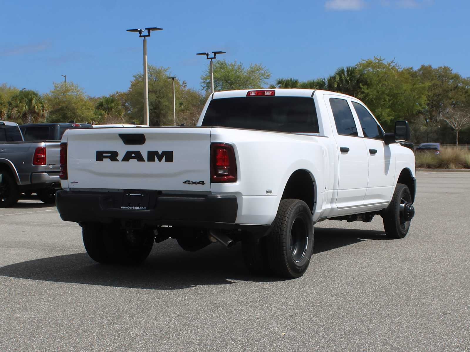 2026 RAM Ram 3500 RAM 3500 TRADESMAN CREW CAB 4X4 8' BOX