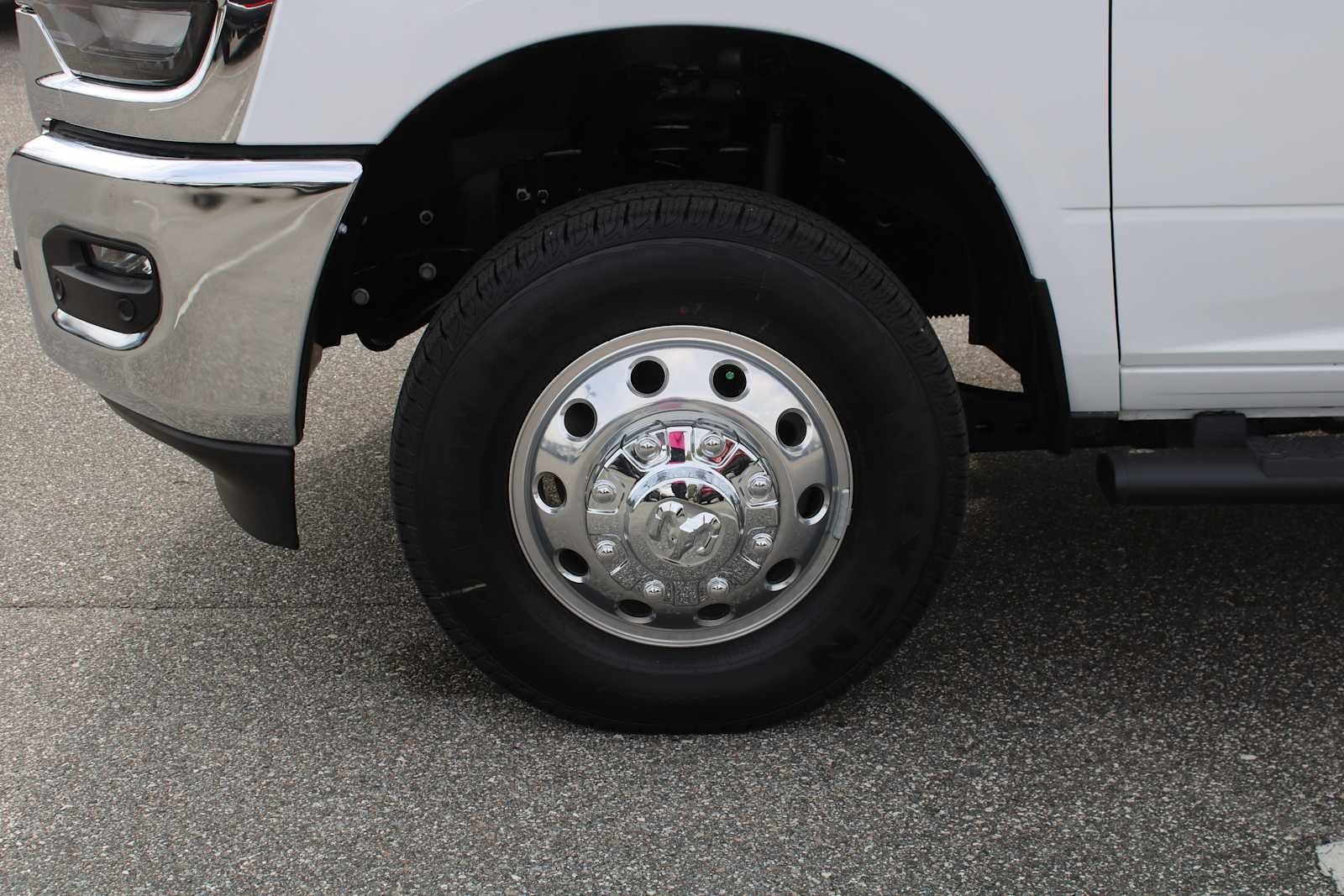 2026 RAM Ram 3500 RAM 3500 TRADESMAN CREW CAB 4X4 8' BOX