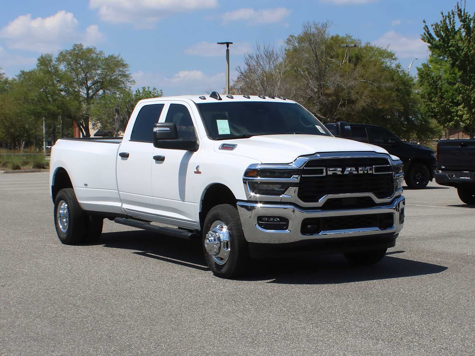 2026 RAM Ram 3500 RAM 3500 TRADESMAN CREW CAB 4X4 8' BOX